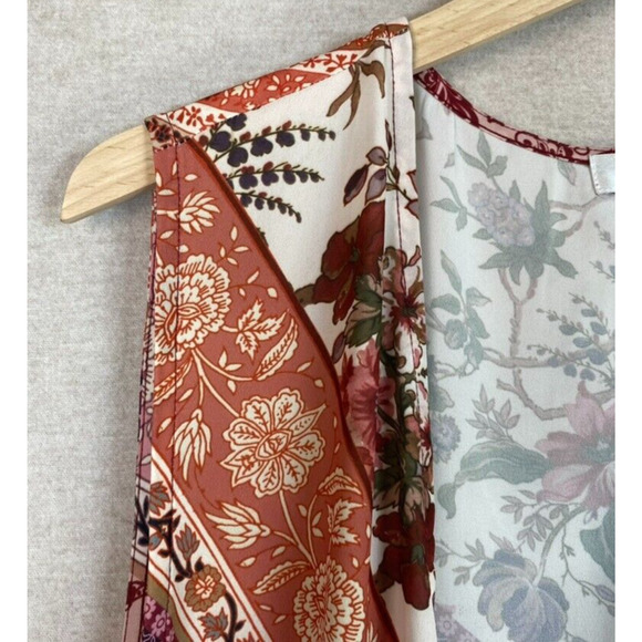 CJ Banks Womens Patchwork Floral Sleeveless Vest Size 2X Boho Fringe Kimono - Picture 3 of 11